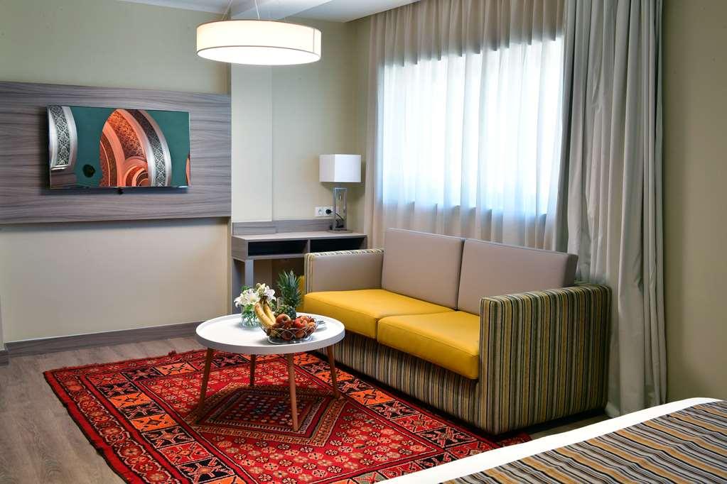 Tulip Inn Naya Algiers Room photo
