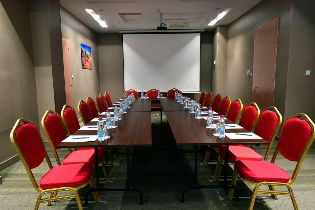 Tulip Inn Naya Algiers Facilities photo