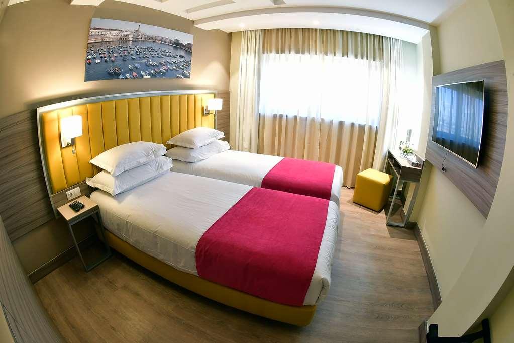 Tulip Inn Naya Algiers Room photo